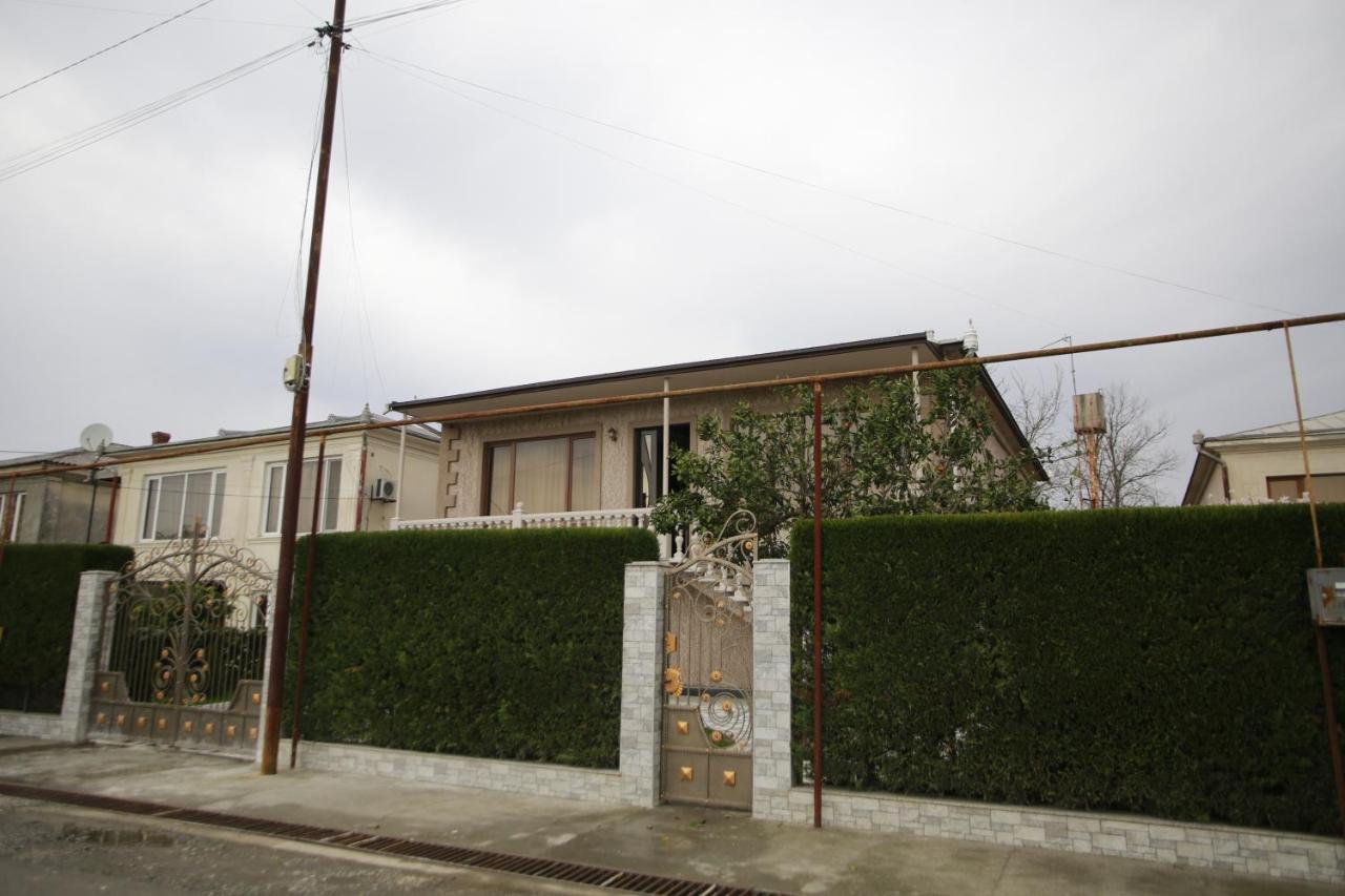 Guest House Nikola Zugdidi Exterior photo