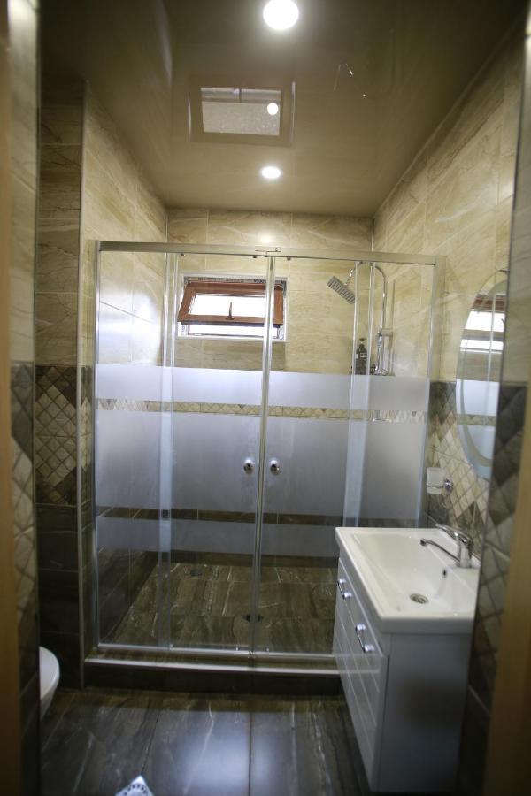 Guest House Nikola Zugdidi Exterior photo