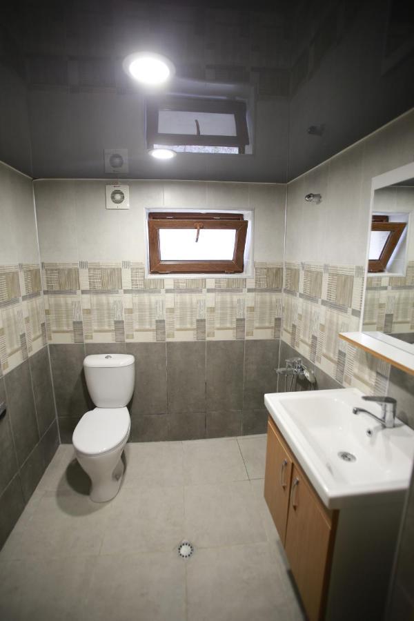 Guest House Nikola Zugdidi Exterior photo
